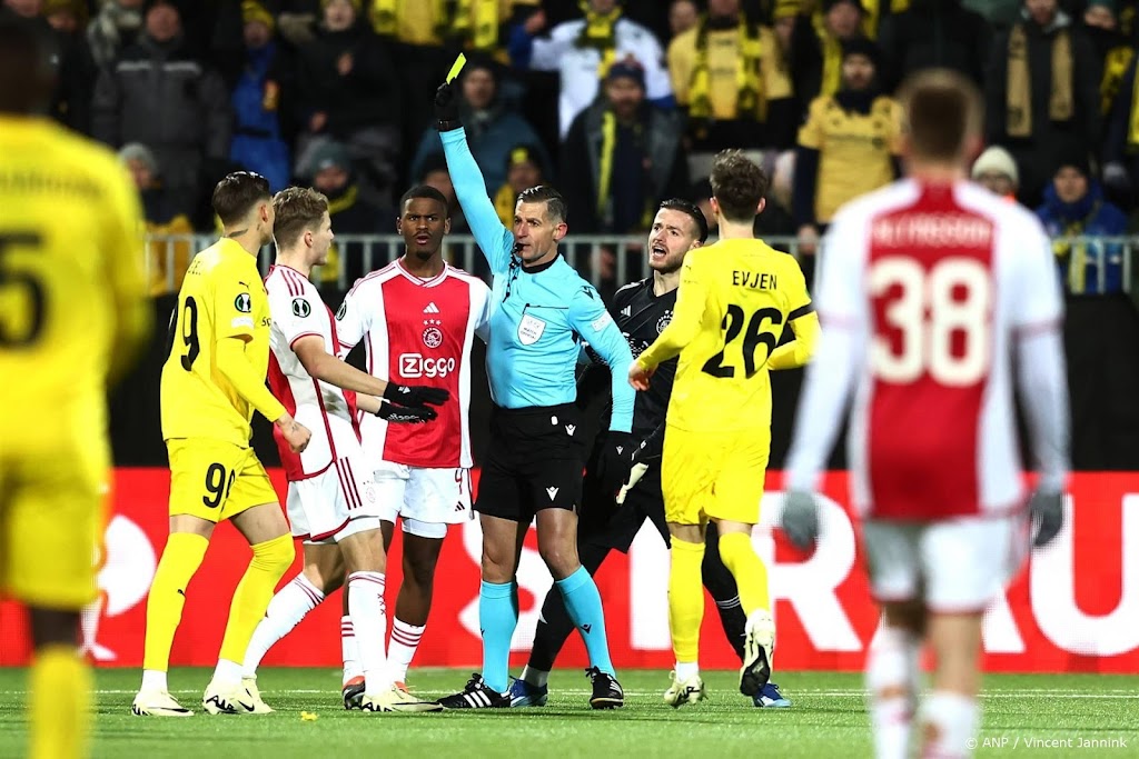 Trainer Bodø/Glimt baalt van arbiter na nederlaag tegen Ajax
