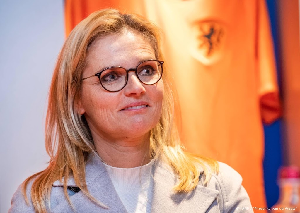 Bondscoaches Koeman en Wiegman roepen op tot saamhorigheid