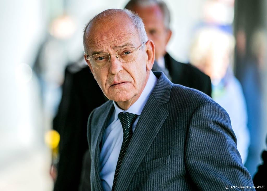 Gerrit Zalm en Job Cohen steunen oproep om schulden aan te pakken