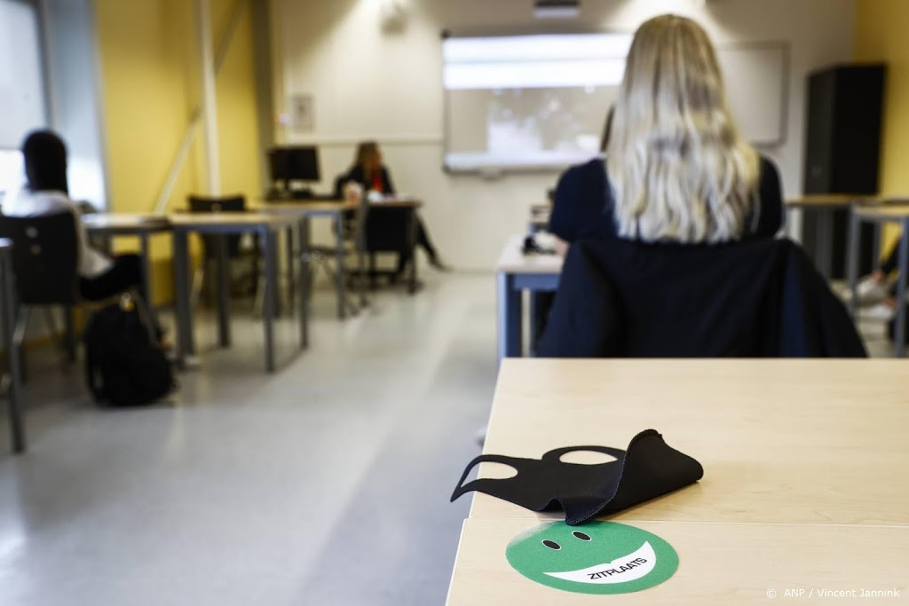 Uitstel stelt studenten teleur, universiteiten zien perspectief