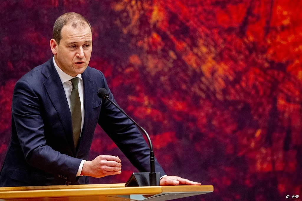 Asscher: kijken naar Amsterdamse coalitie PvdA, GroenLinks en D66