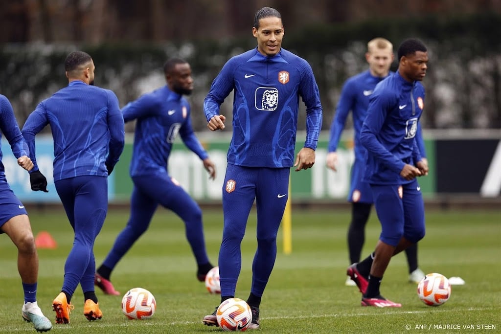 Van Dijk heeft ook kip kerrie gegeten, maar voelt zich prima