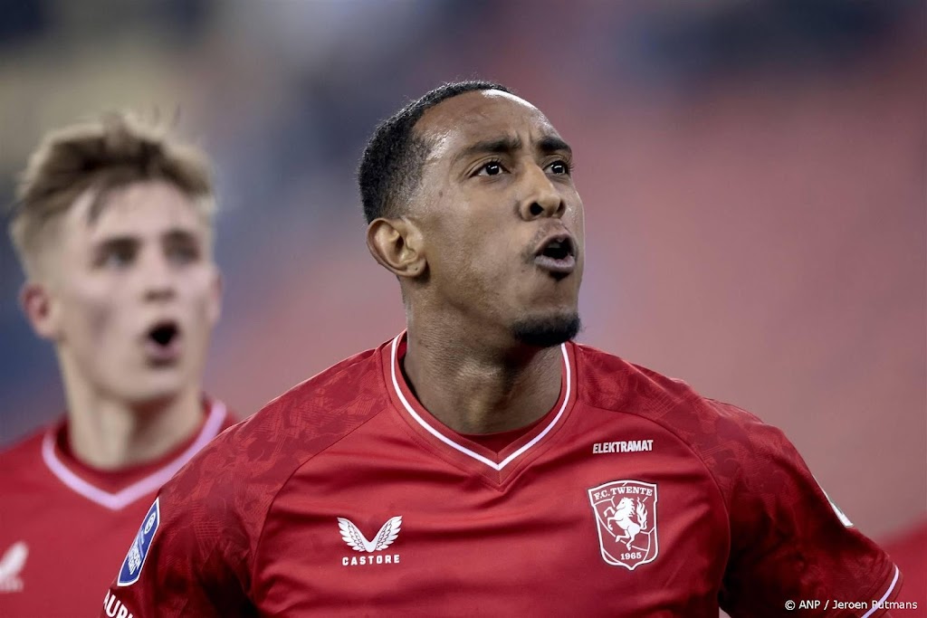 Verdedigers Brenet en Smal nemen afscheid van FC Twente