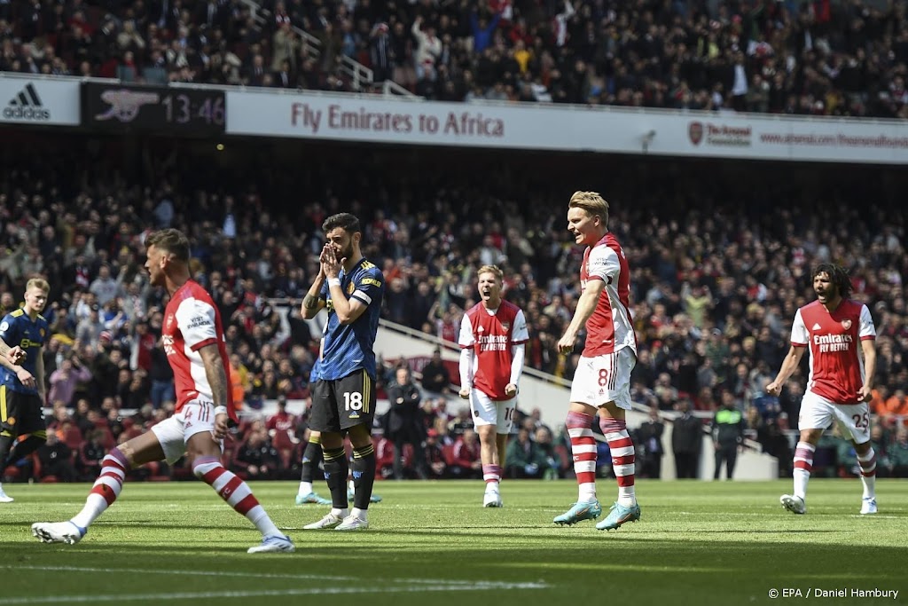 Champions League ver weg voor United na nederlaag tegen Arsenal