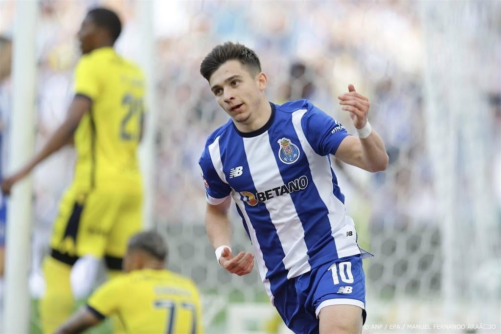 FC Porto neemt Conceição definitief over van Ajax