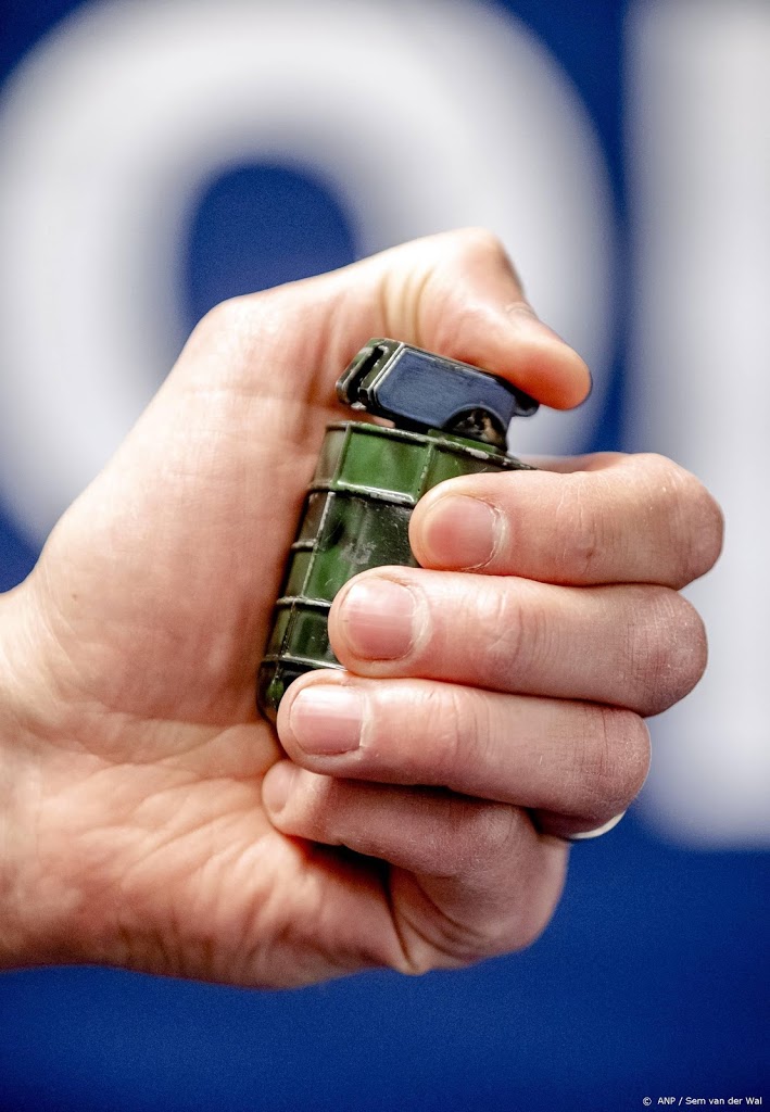 Handgranaat gevonden voor bedrijf in Breda