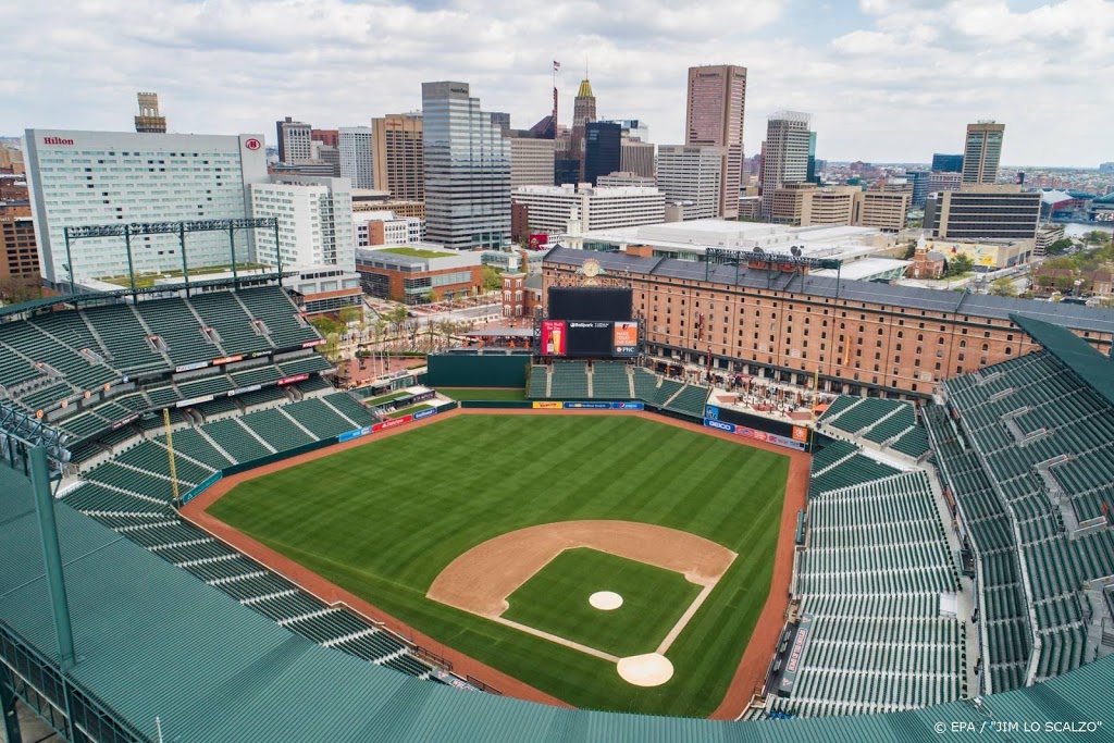 Honkbalclubs Amerikaanse MLB stemmen in met doorgaan seizoen