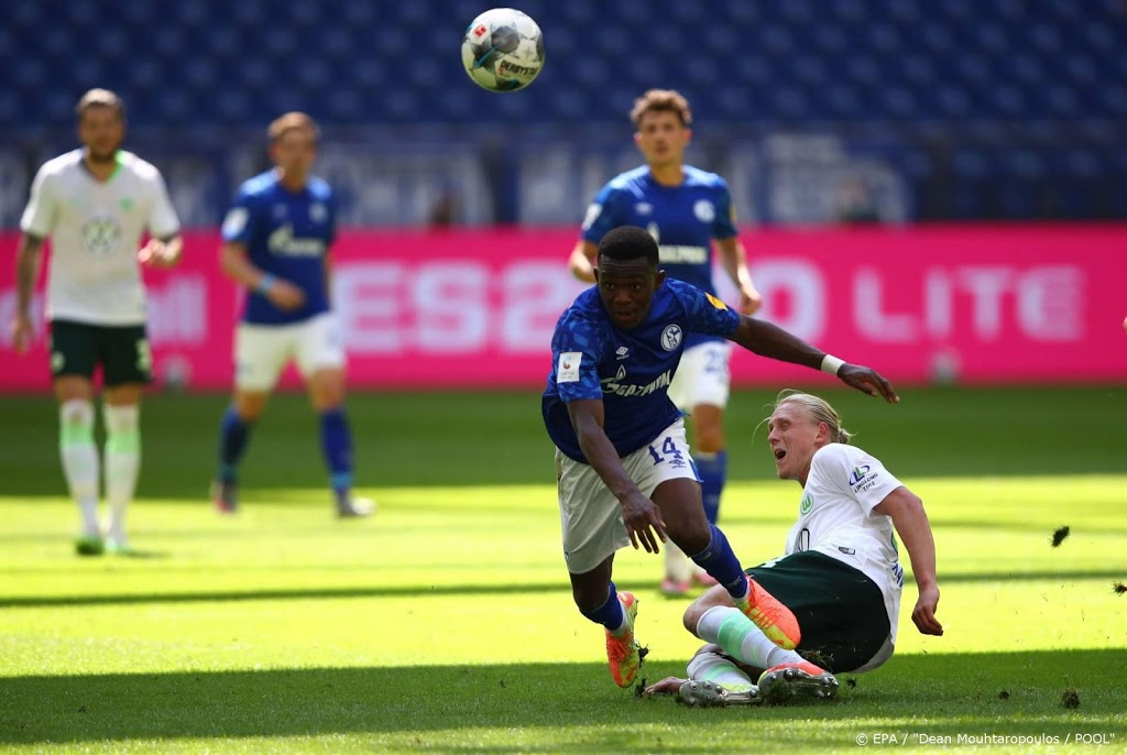 'Menselijke ketting' Schalke-fans tegen 'afbraak' club