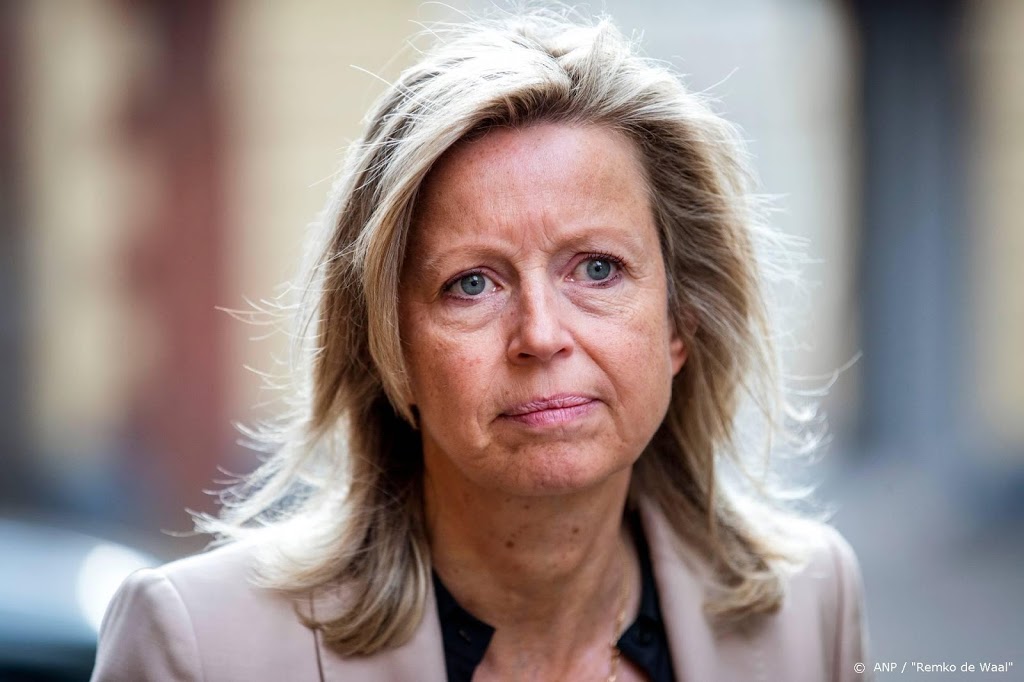 Eerste Kamer keurt huurbeleid van Ollongren af