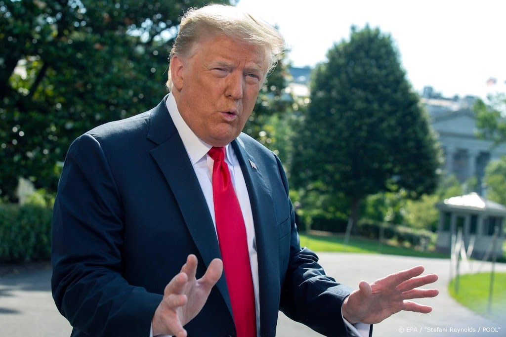 Twitter waarschuwt weer voor tweet Trump