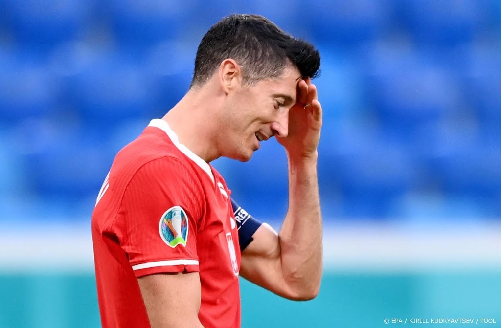 Pure blijdschap bij voetballer Forsberg, Lewandowski baalt