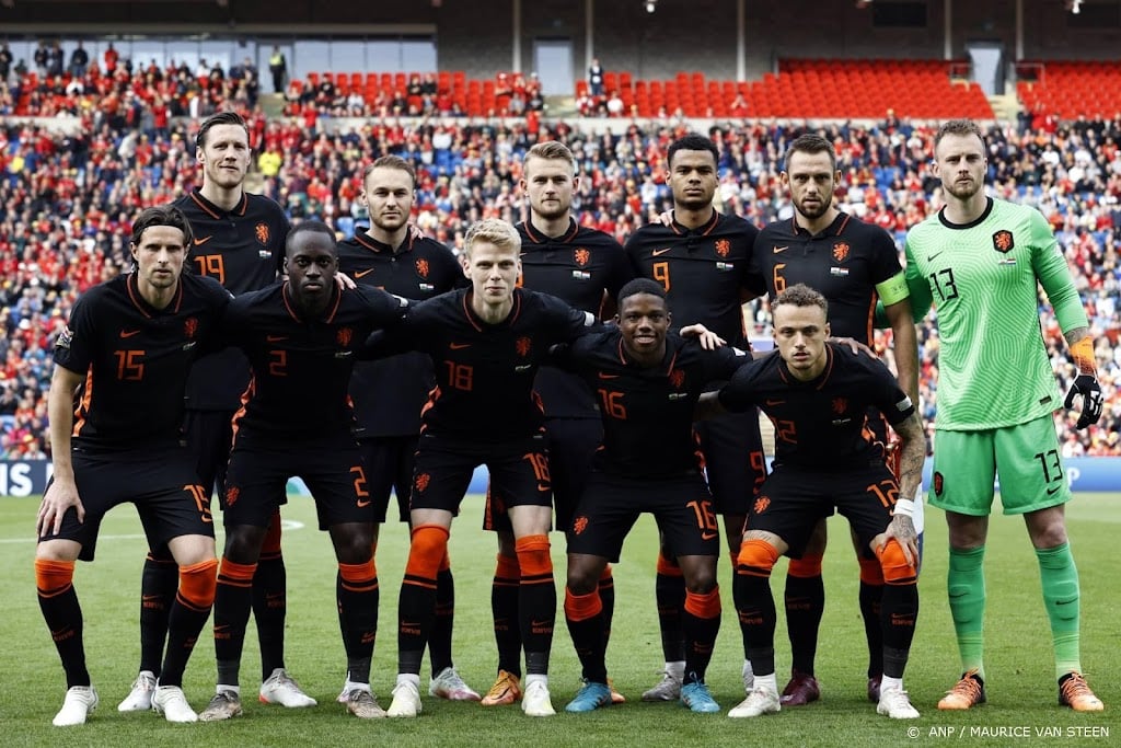 Nederlands elftal met 26 spelers naar WK in Qatar