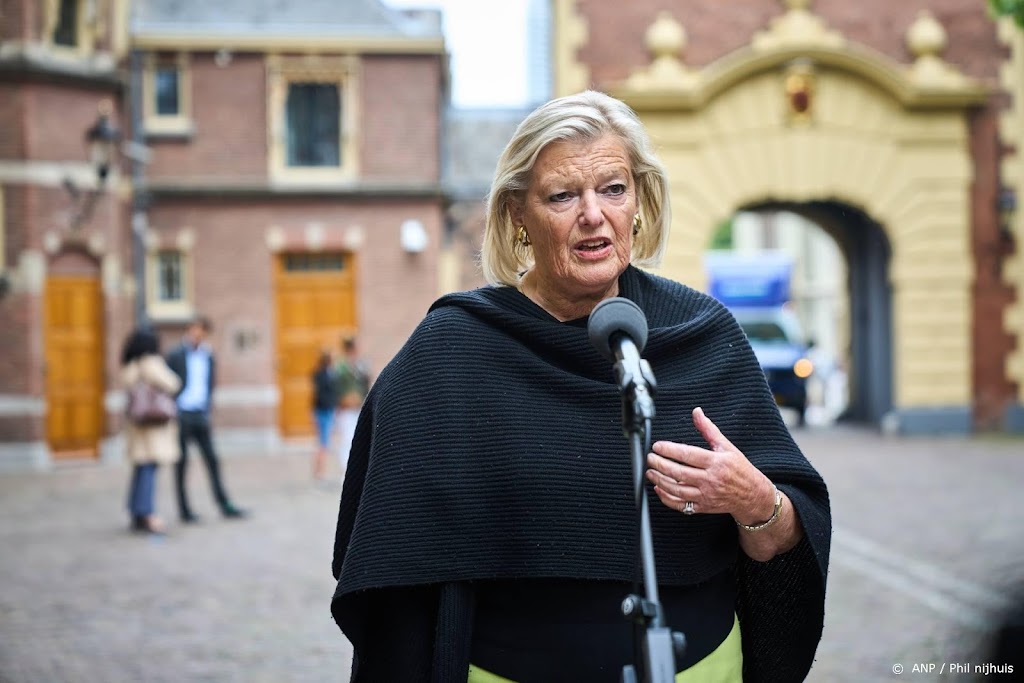 Gezinshereniging bemoeilijkt door nieuw beleid ministerie