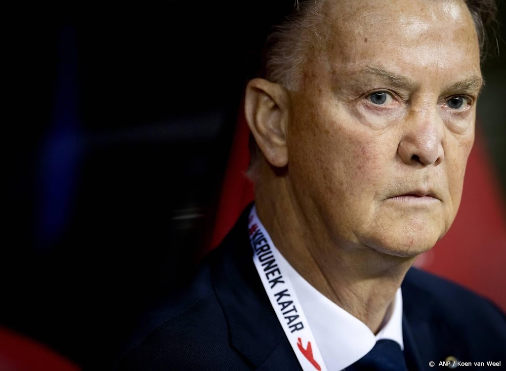 Van Gaal ziet Oranje groeien en wil nu verbetering in balbezit