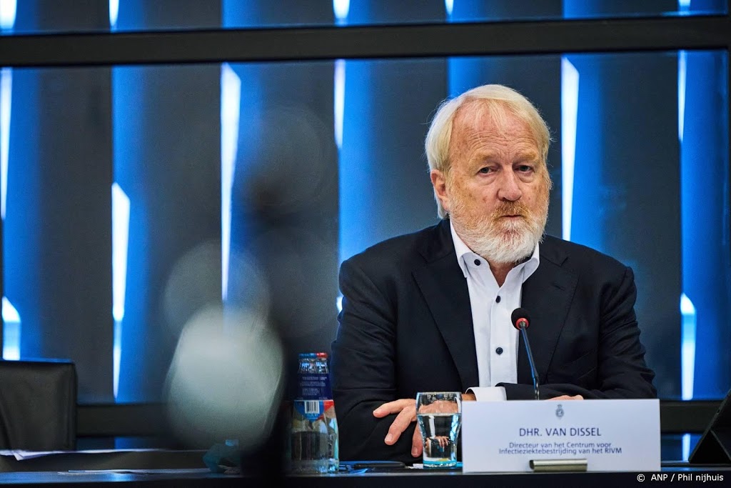 Van Dissel, Bruls en Putters schuiven aan bij overleg ministers