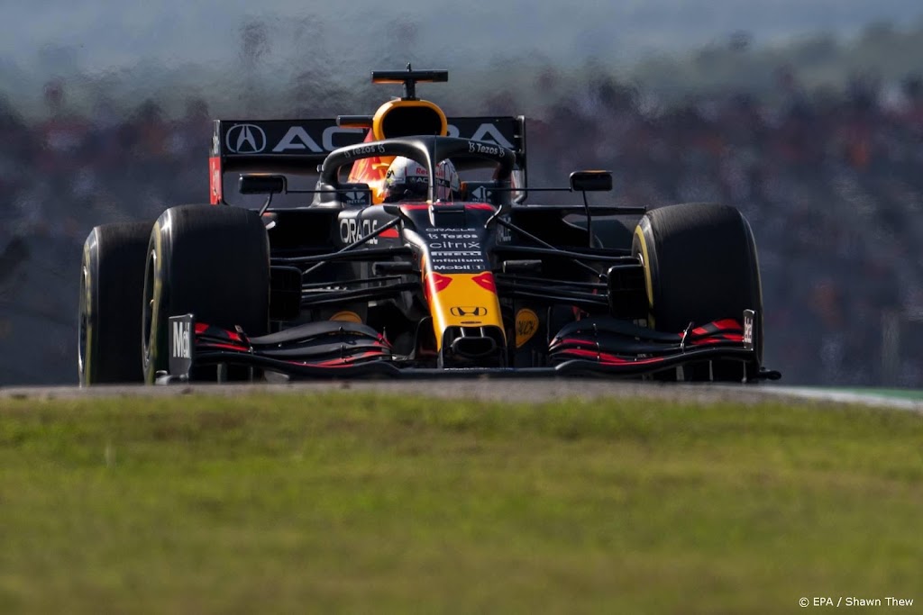 Verstappen derde in derde vrije training Austin