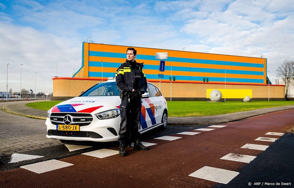 Tramschutter Gökmen T. gooide kokend vet naar gevangenispersoneel