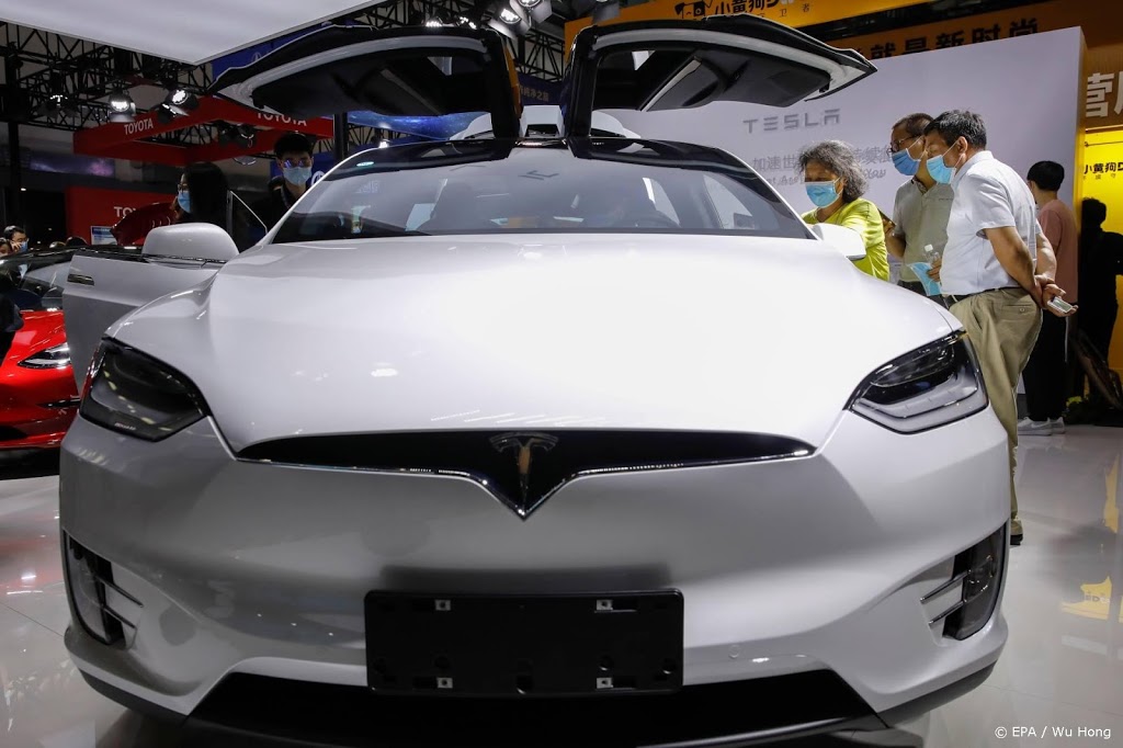 Onderzoekers hacken sleutel van Tesla Model X