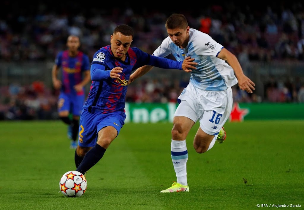 Dest en Dembélé na blessures terug in selectie FC Barcelona