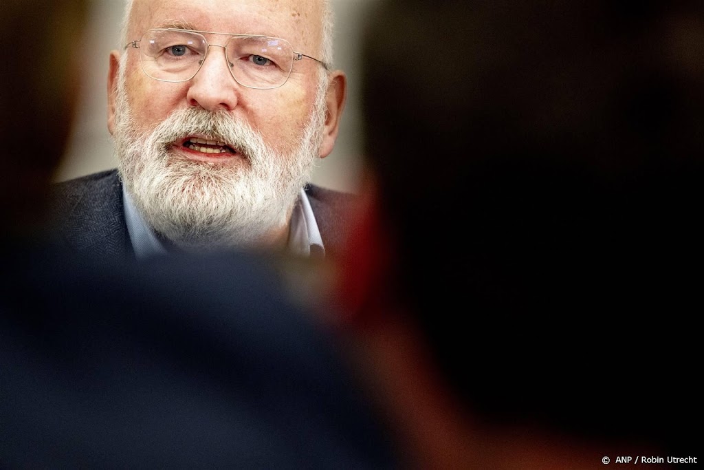 Timmermans fel over media: PVV niet bevraagd over programma