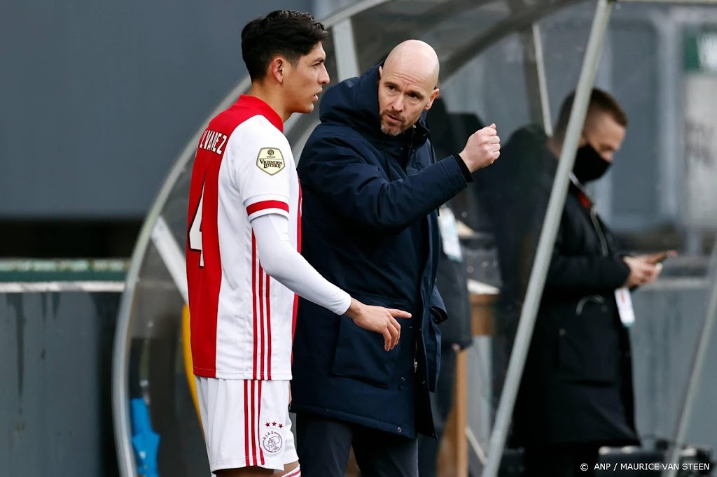 Ten Hag maakt zich pas zorgen als Ajax geen kansen meer krijgt
