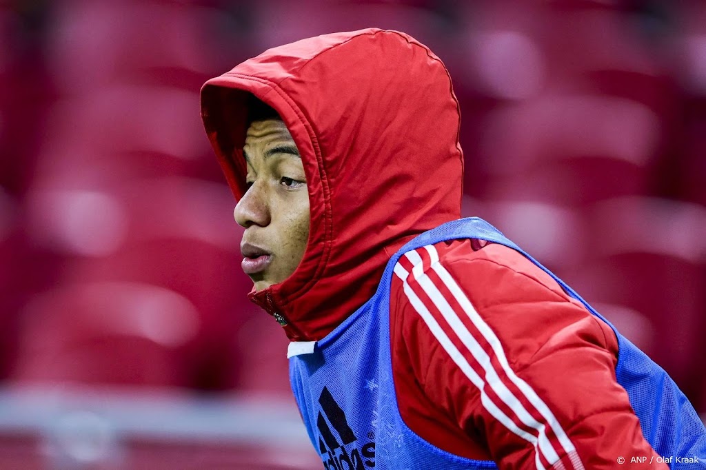 Neres en andere Braziliaanse voetballers in Oekraïne vragen hulp