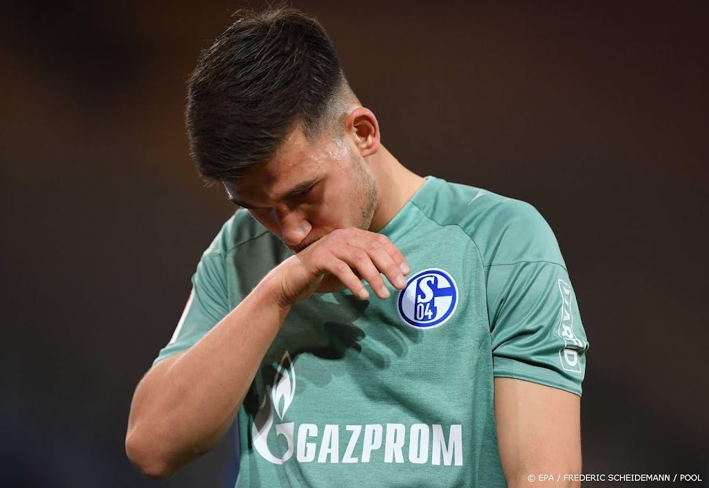 Duitse voetbalclub Schalke 04 haalt Russisch Gazprom van shirt