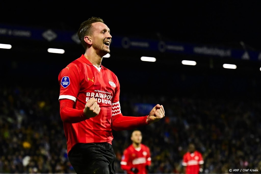De Jong passeert Pavlidis en Giménez en is nu topscorer Eredivisie