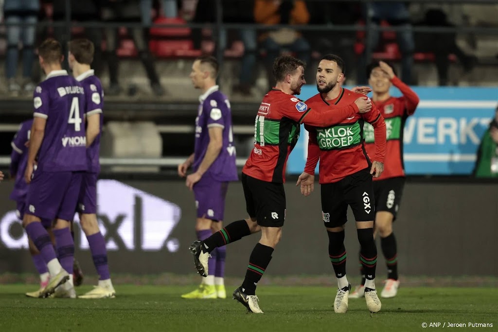 NEC verslaat Sparta en doet goede zaken in strijd om play-offs