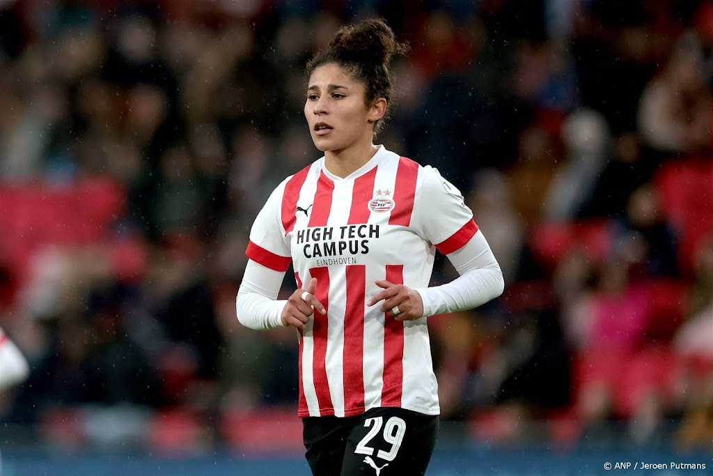Voetbalsters PSV in Philips-stadion niet voorbij Feyenoord