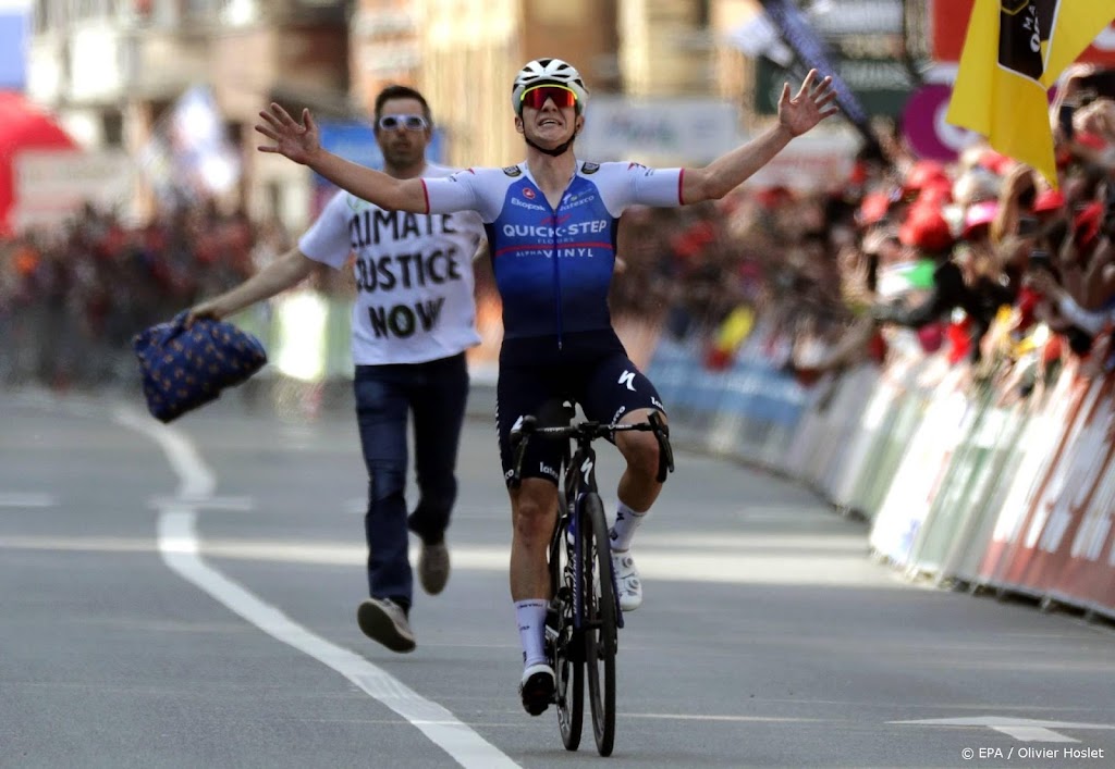 Evenepoel wint bij debuut wielerklassieker Luik-Bastenaken-Luik