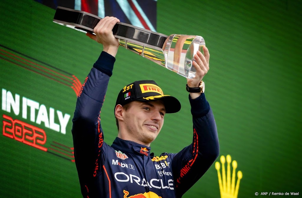 Verstappen geniet van 'dikverdiende zege op heerlijke zondag'