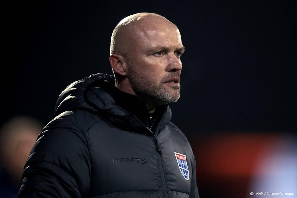 Schreuder uitgeroepen tot beste trainer van eerste divisie