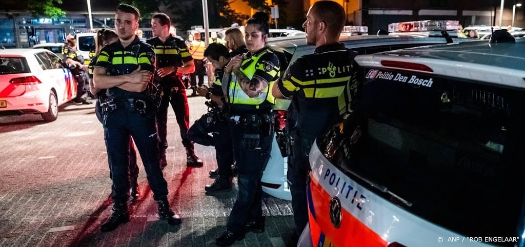 Zes verdachten van onrust Helmond zitten nog vast
