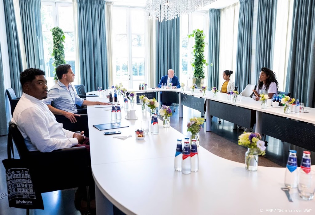 Rutte nodigt toch Black Lives Matter en Kick Out Zwarte Piet uit