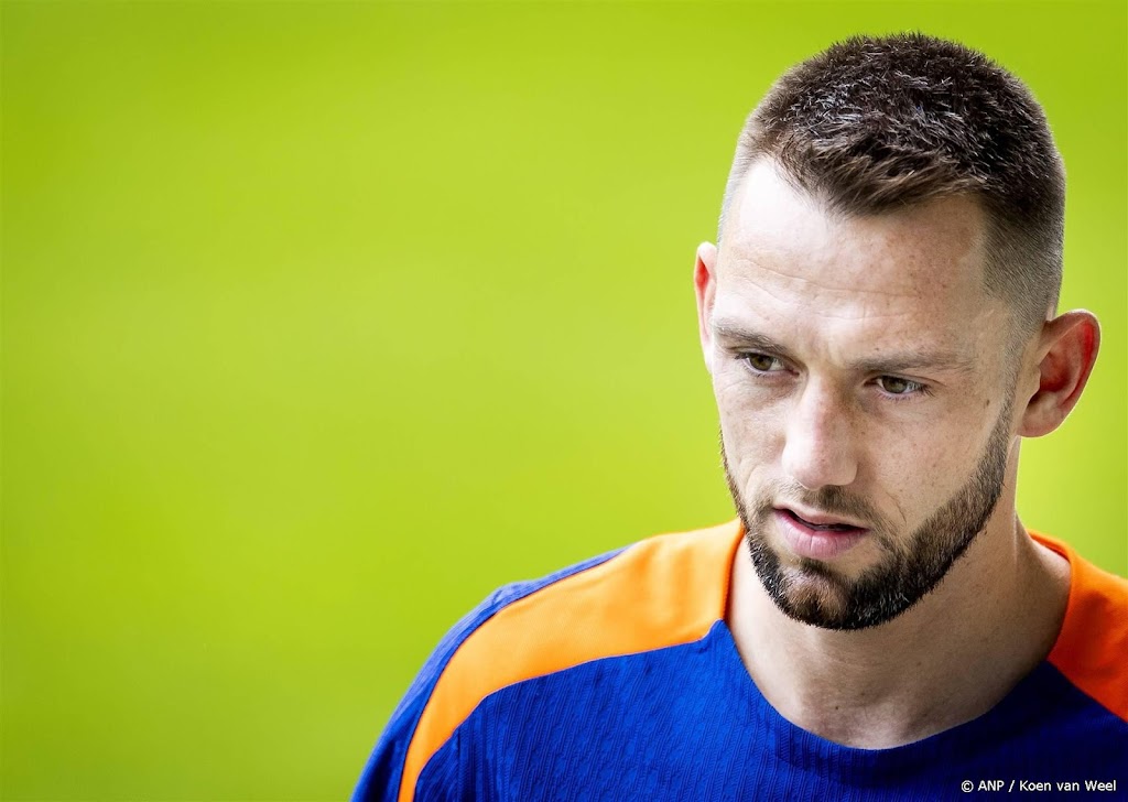De Vrij ziet dat spelers Oranje zaken onderling durven uitspreken