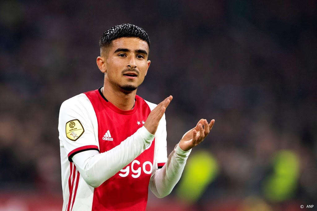 Ajax geeft Ünüvar (17) contract tot zomer 2023