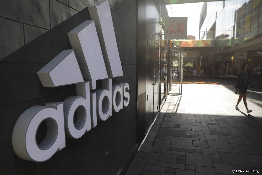 Productieproblemen bij Nike en Adidas door sluiten fabrieken