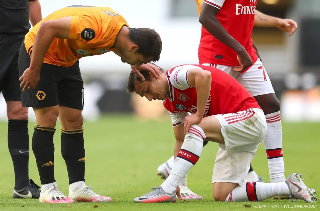 Arsenal legt huurlingen Mari en Soares vast