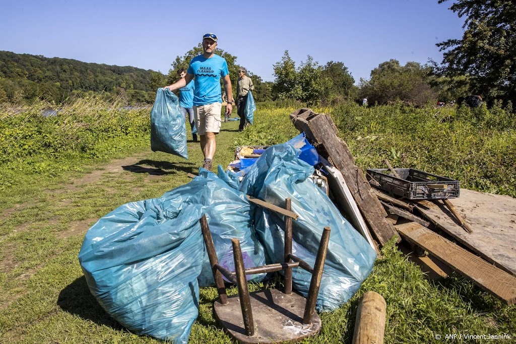 Ruim 130.000 kilo afval opgeruimd na wateroverlast in Limburg