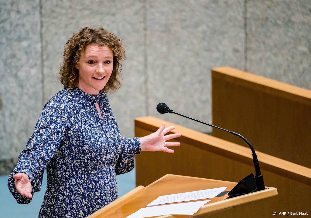 Kamerleden bezorgd en verontwaardigd over datalek KvK