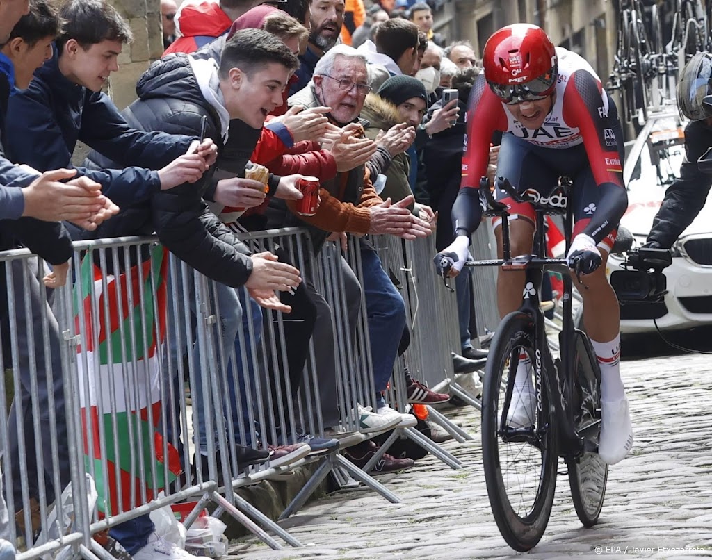 Soler ritwinnaar in Vuelta, Molard nieuwe leider