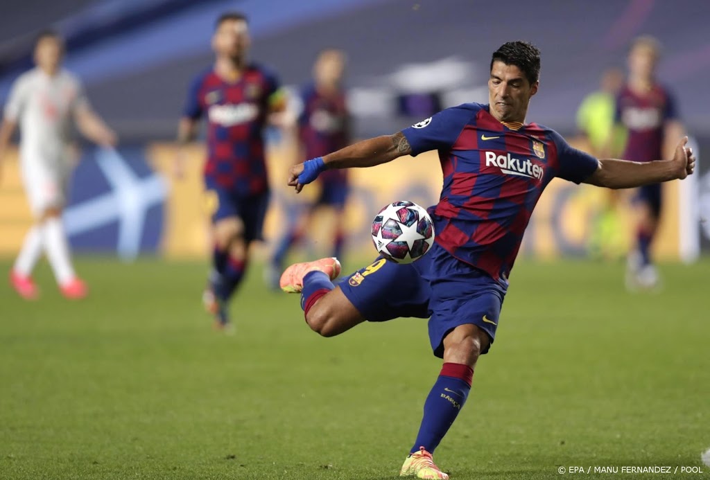 Suárez neemt in tranen afscheid van Barcelona