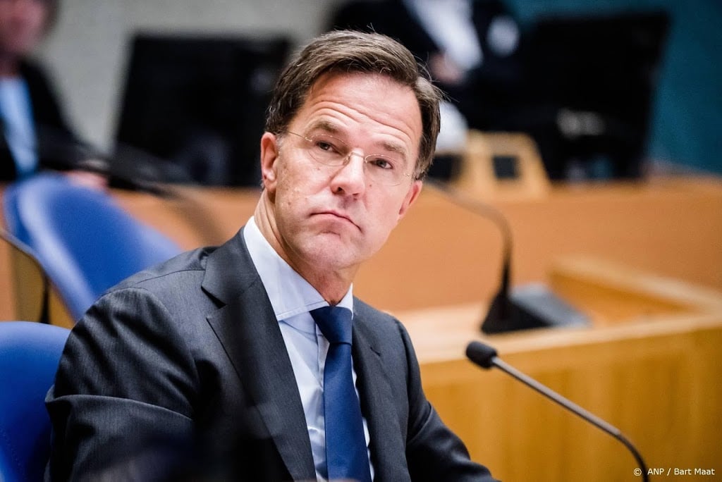 'Kabinet moet vakantiereizen naar oranje gebieden tegengaan'