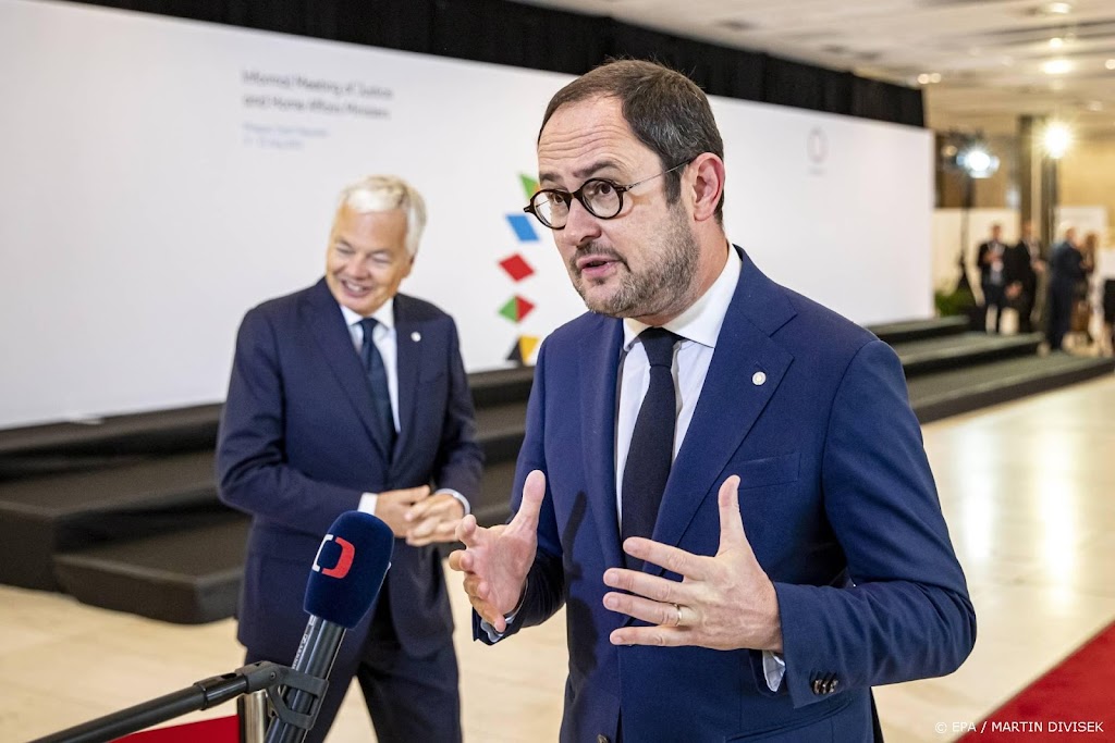 Media: politie zoekt vierde verdachte om bedreiging minister