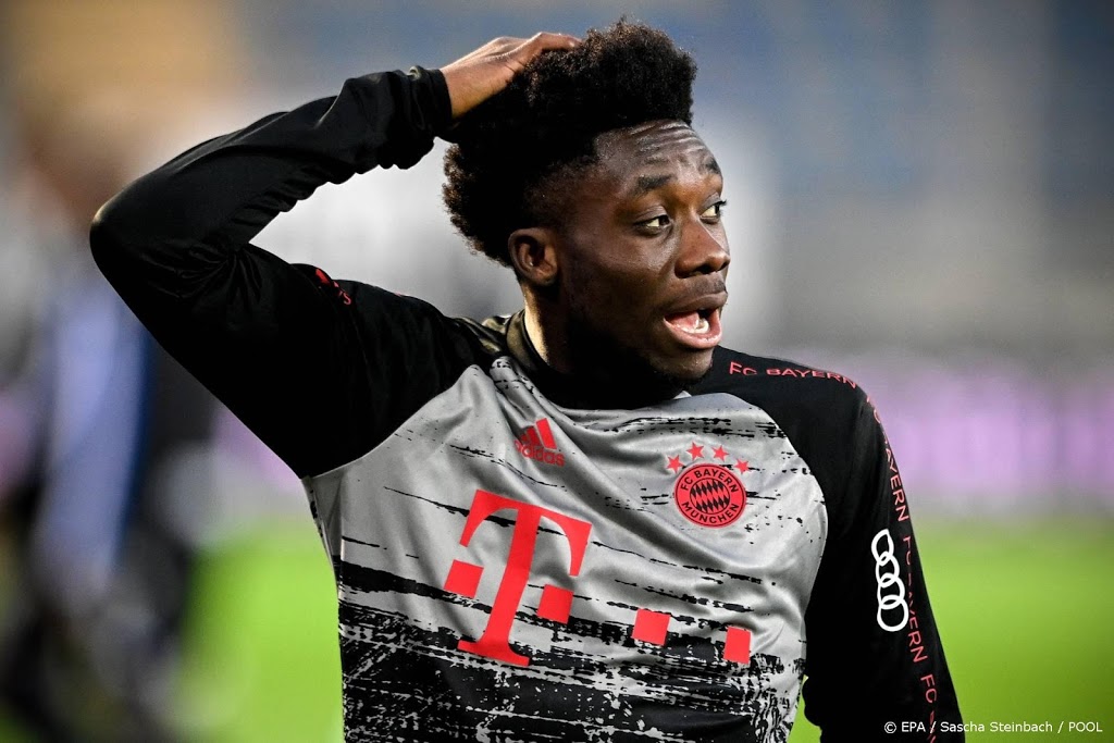 Bayern moet linksback Davies zes tot acht weken missen