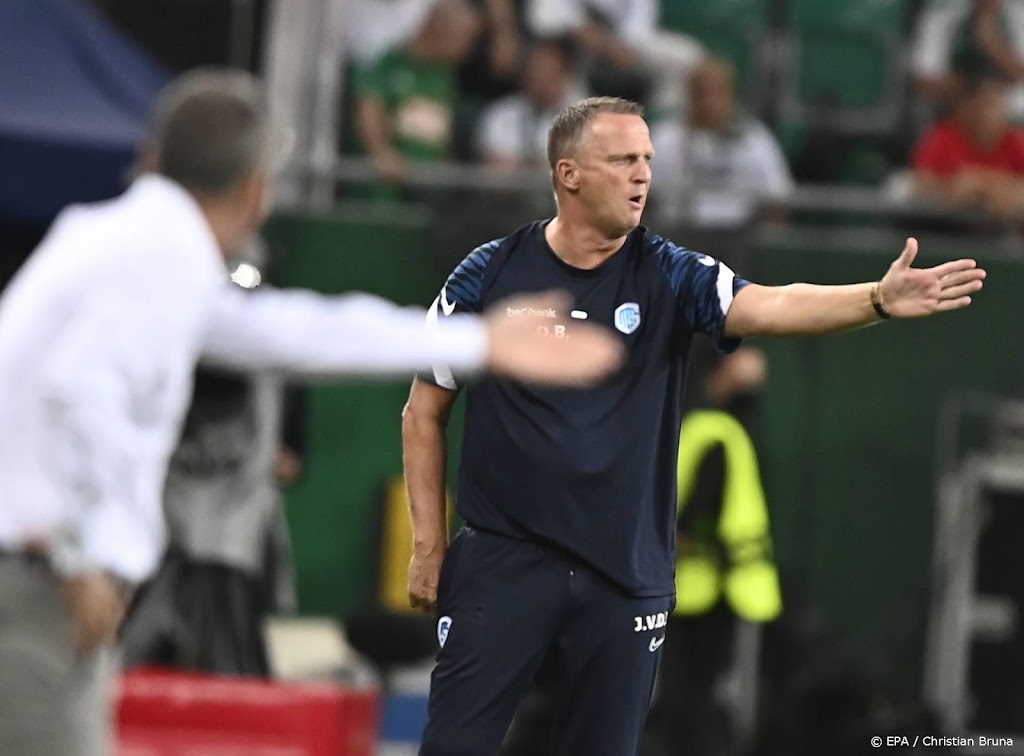 Druk op coach Van den Brom neemt toe na vijfde nederlaag op rij