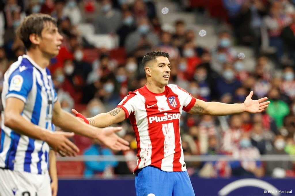 Suárez redt Atlético in thuisduel met Real Sociedad: 2-2