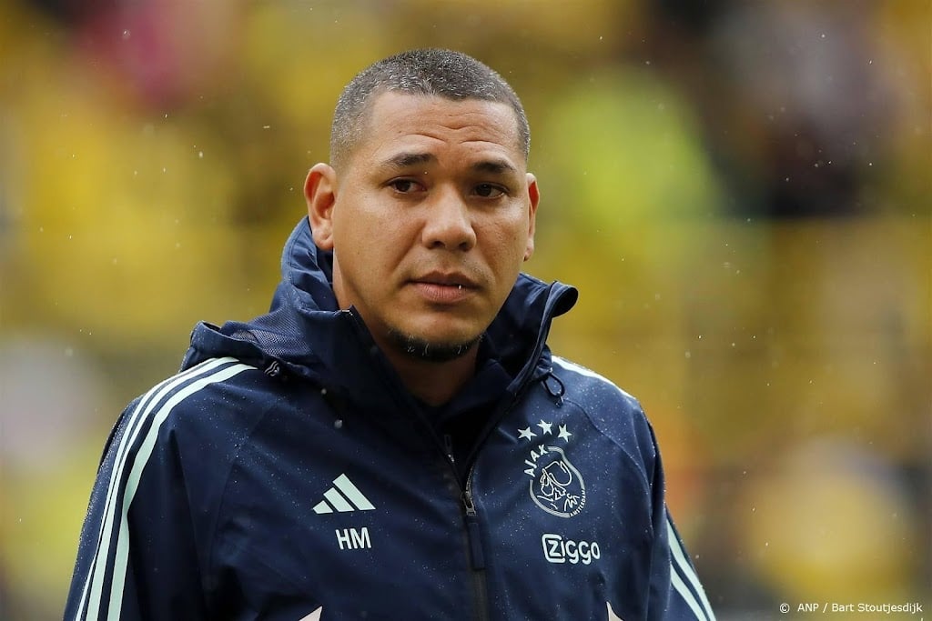Vos voorlopig assistent van Ajax-trainer Maduro