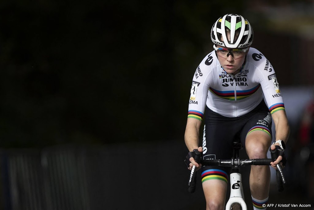 Veldrijdster Van Empel met afstand de beste in Nacht van Woerden
